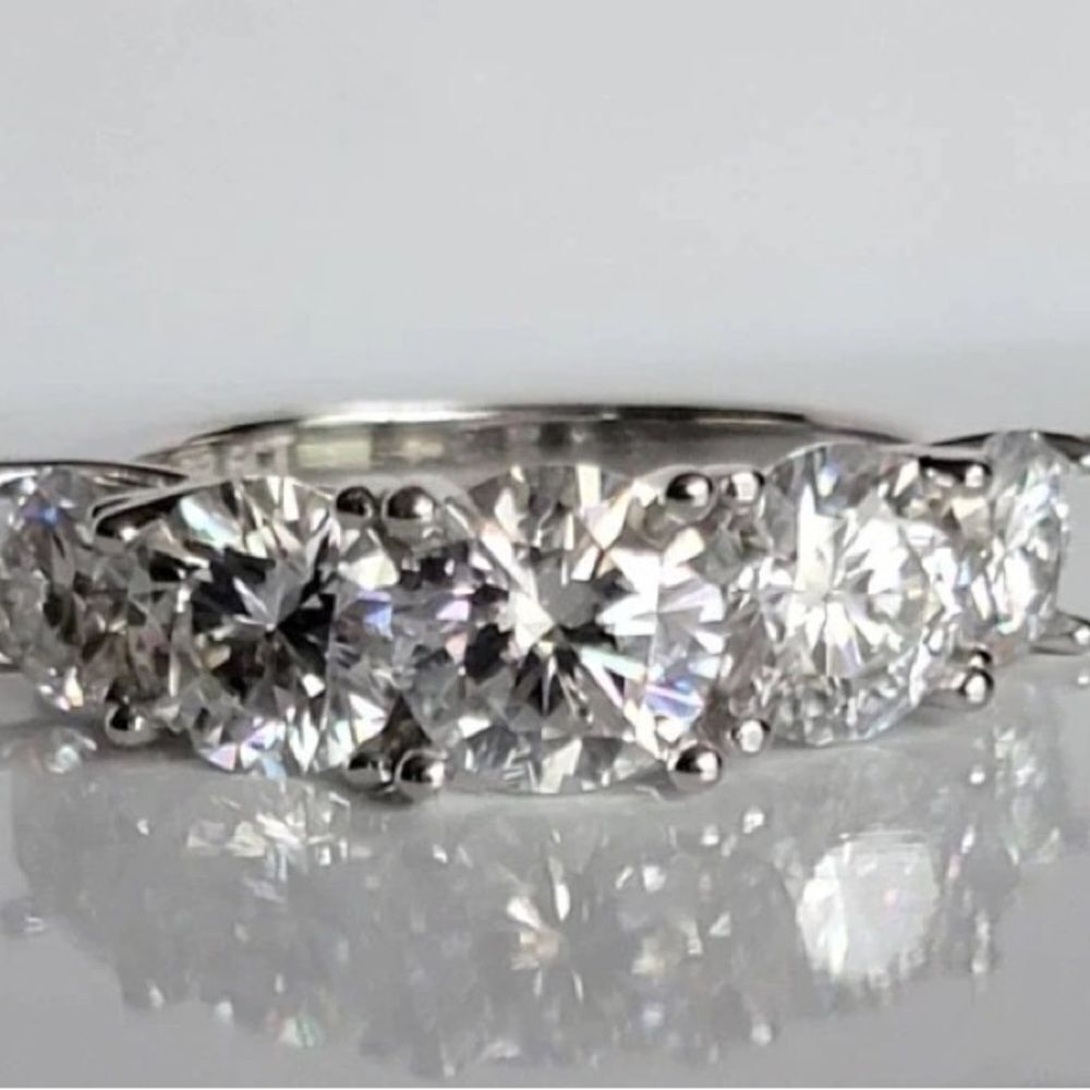 💎OS265💎 18k 3.6ct Diamond Moissanite Ring 925 Sterling Sliver, Gold Plated - Picture 7 of 16